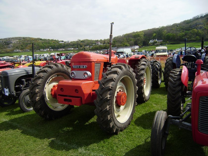 Французский трактор