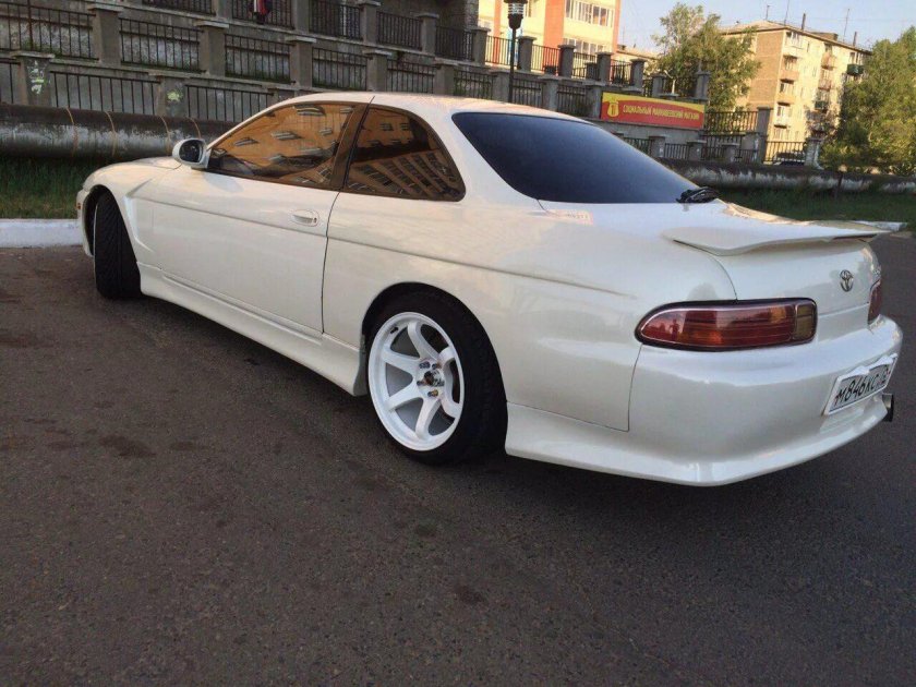 Toyota Soarer (3g)