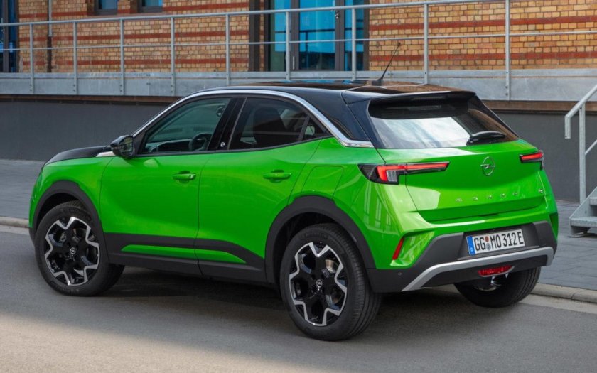 Опель мокка 2021