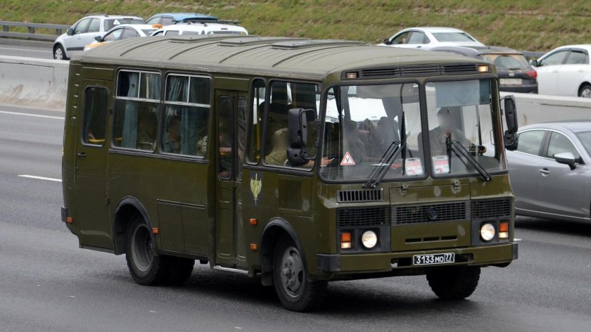 ПАЗ 3205 армейский