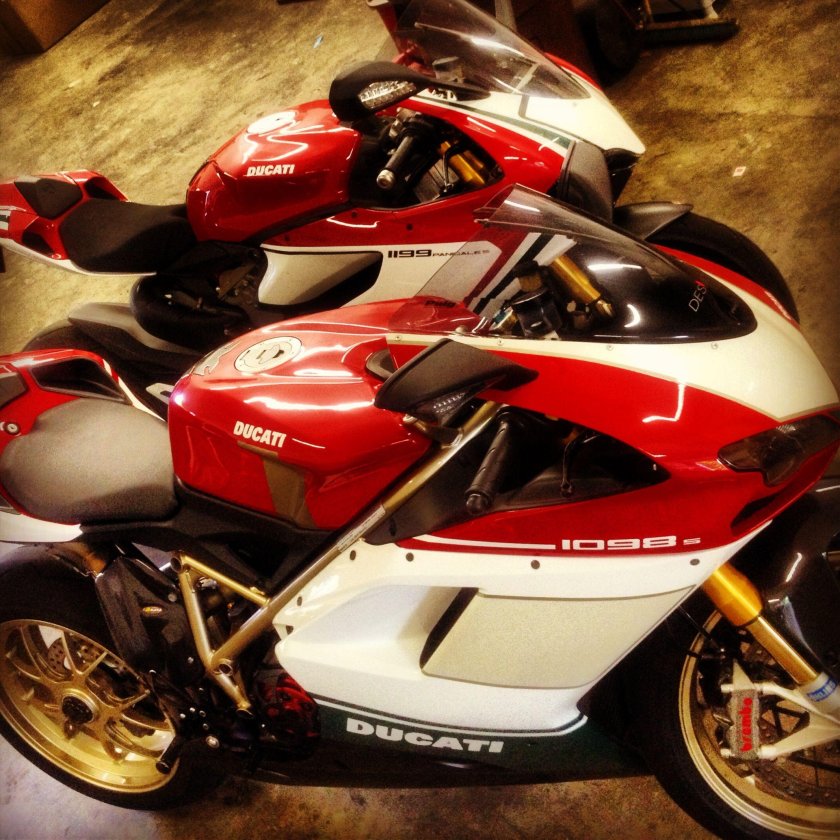 Мотоцикл ducati