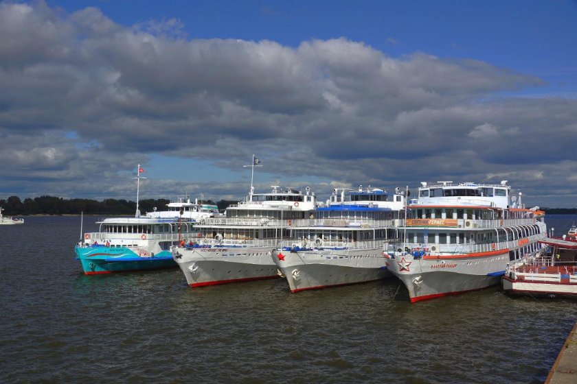 Теплоход Валерий Чкалов