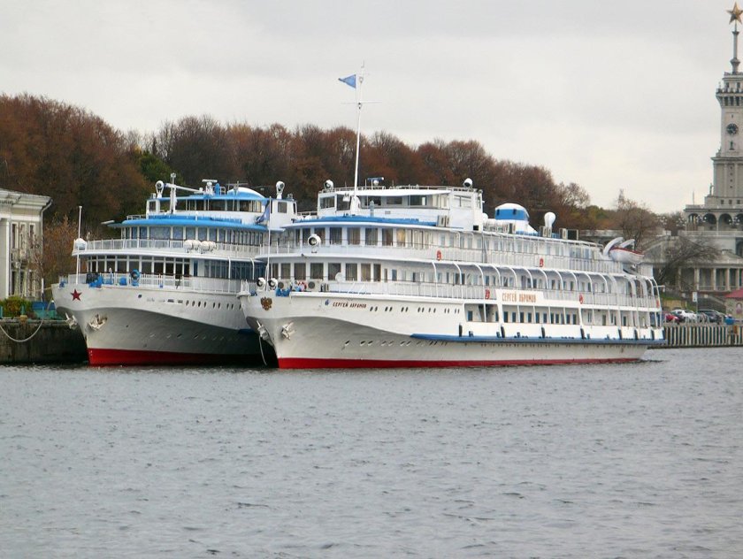 Октябрьская революция Тип речных судов