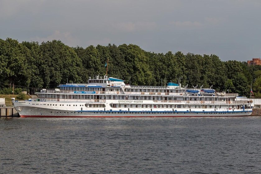 Теплоход Фадеев