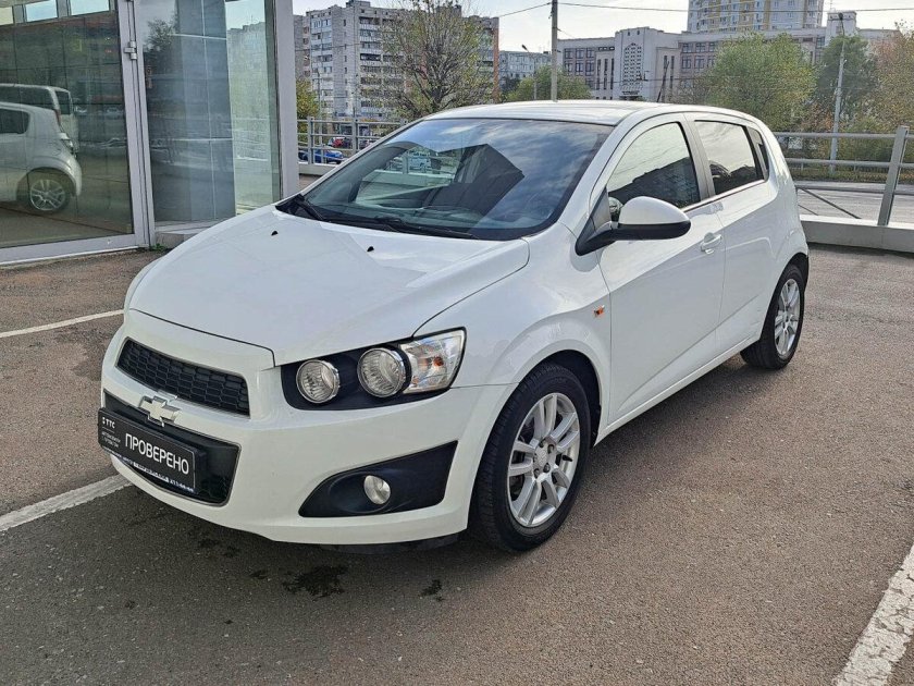 Chevrolet Aveo седан 2013