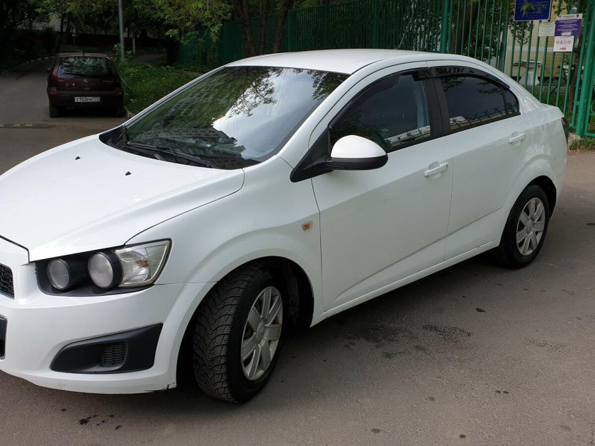 Chevrolet Aveo 2015