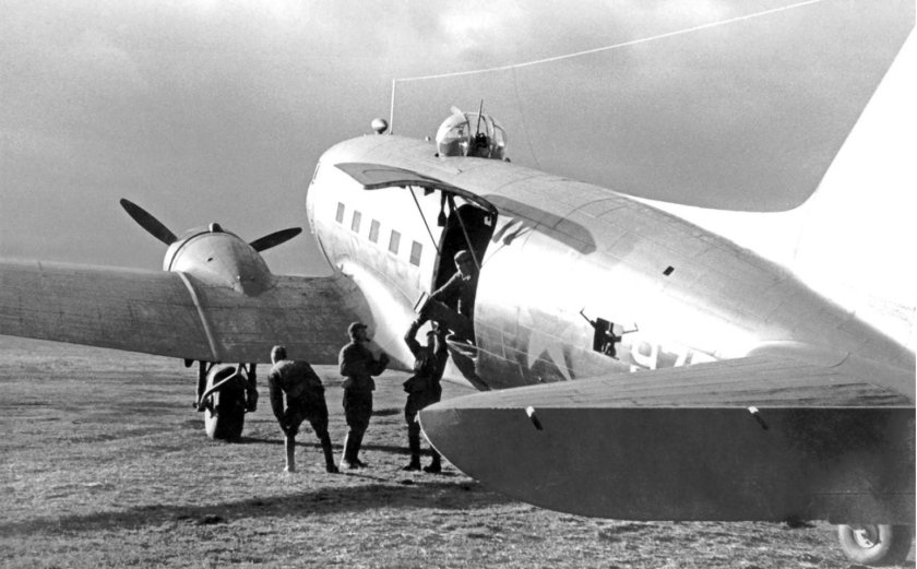 Самолёт времён великой отечественной войны