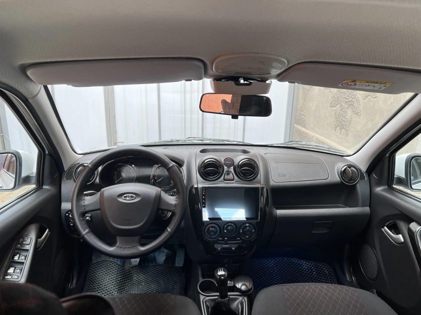 Черный салон Гранта фл