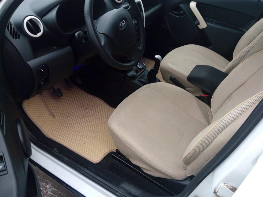 Лада Гранта салон кожа