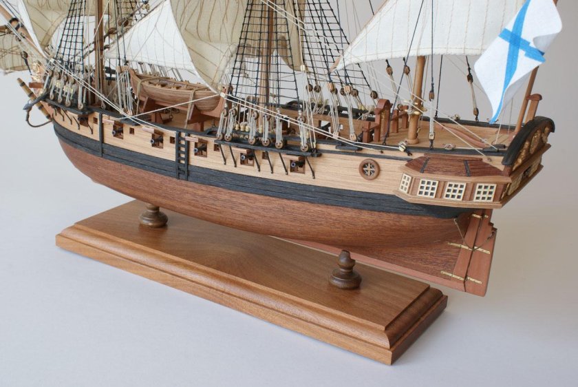 Шлюп нева модель