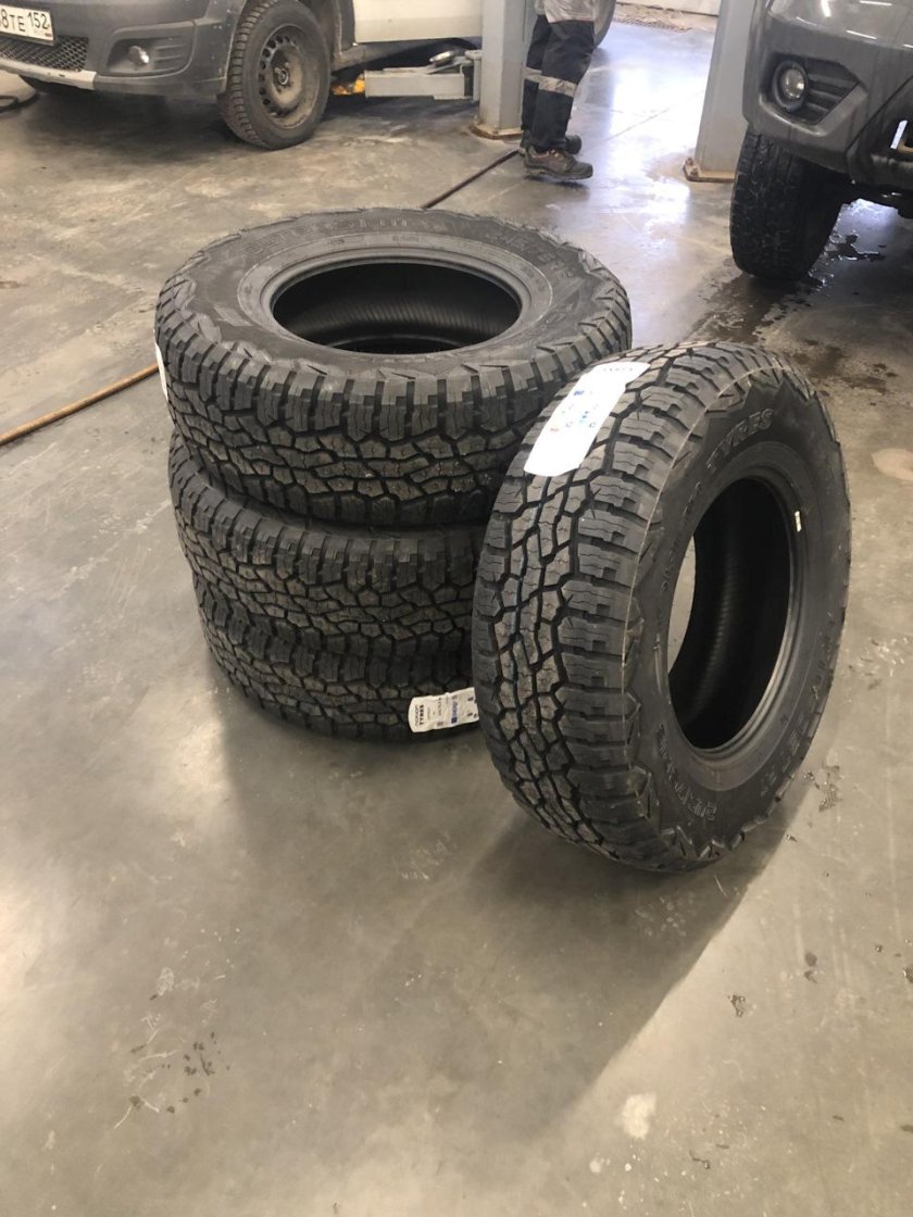 Резина УАЗ 16