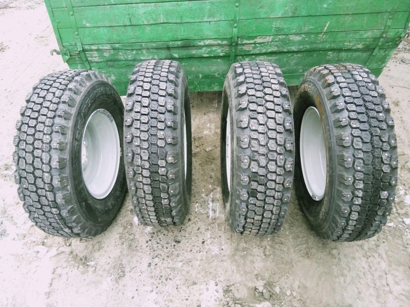 Зимняя резина на УАЗ Буханка 225 75 16