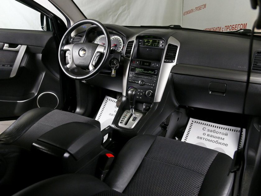 Chevrolet Captiva 2008 салон