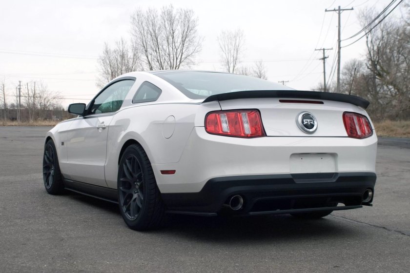 2011 Ford Mustang RTR package