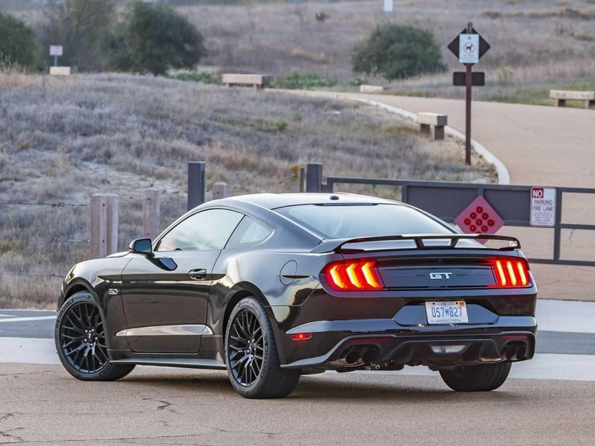 Ford Mustang 2018