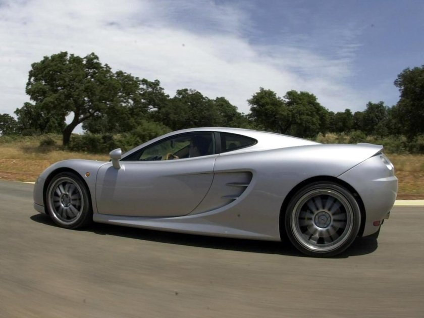 Машина mclaren