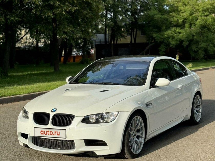 Бмв м 3 2011
