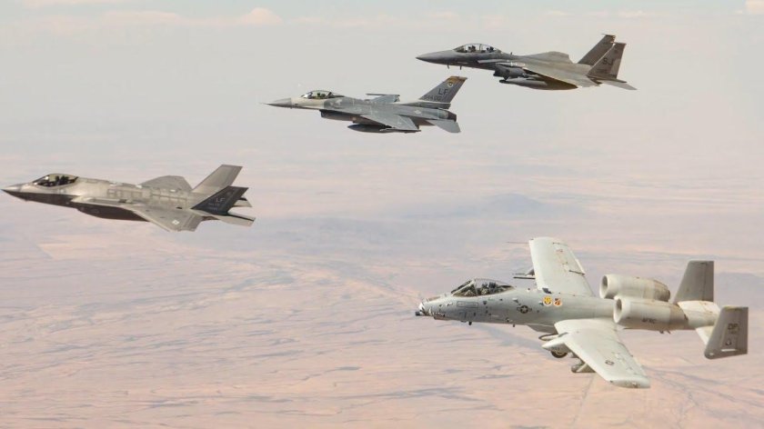 Военные самолеты 2023