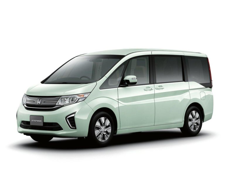 Honda Stepwgn 2015