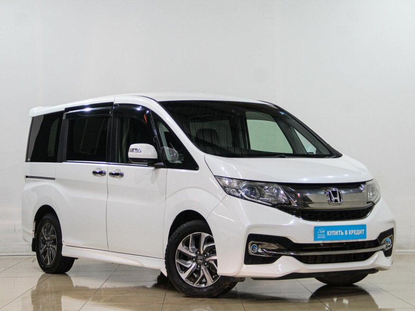 Ниссан Серена 2017 года