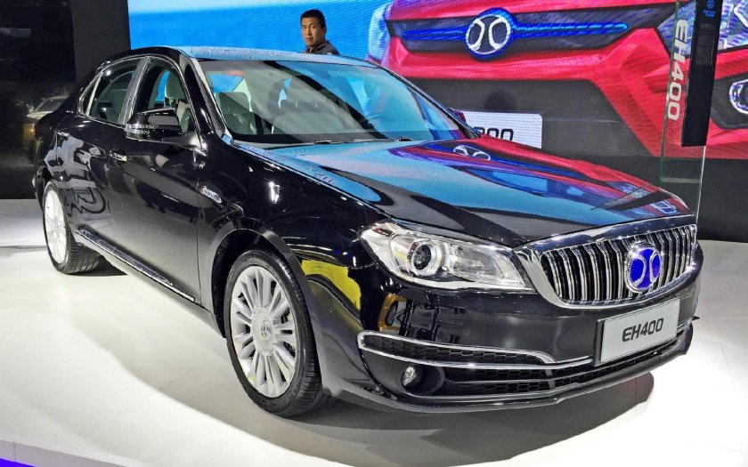 BAIC седан