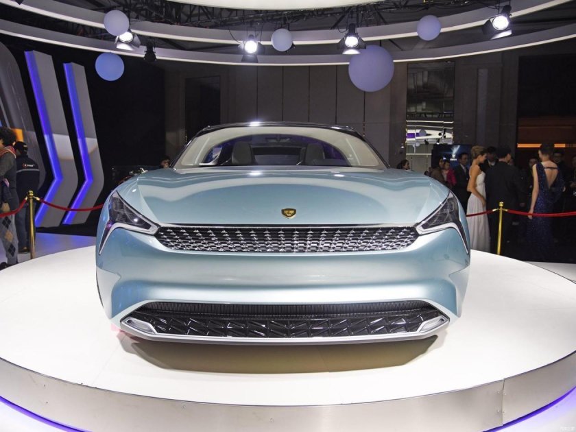 Китайский электромобиль 2021