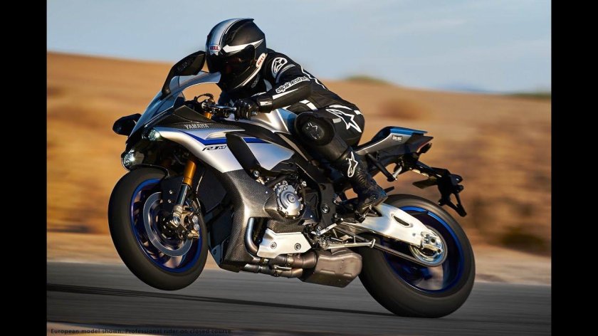 Yamaha r1m 2015