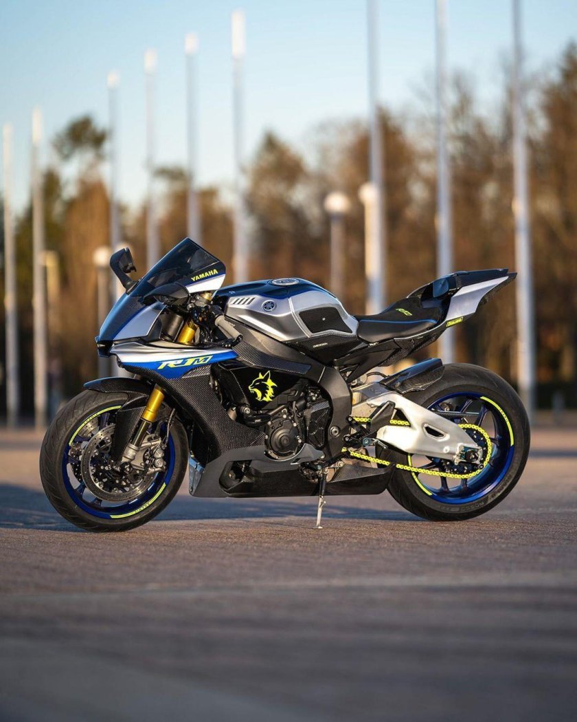 Мотоцикл Хуракан