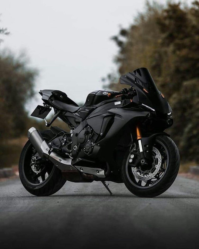 Мотоцикл Yamaha r1