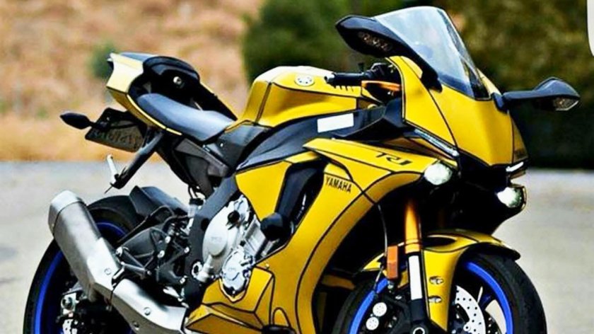 Yamaha мотоцикл желтый