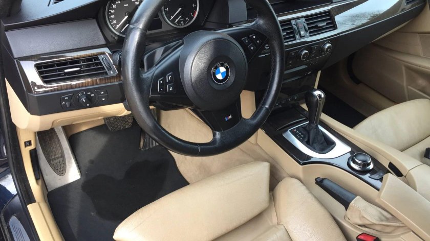 BMW 550i 5 Series