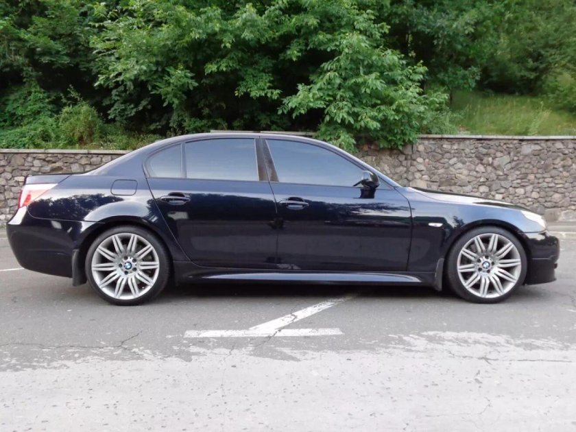 BMW e60 550i