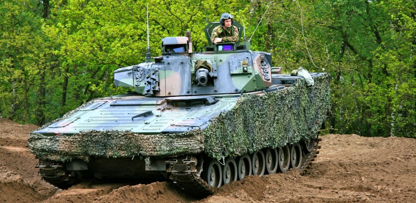БМП cv90 Armadillo