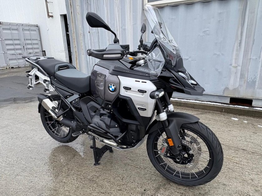 Bmw r 1300 gs adventure 2025
