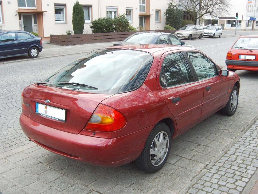Ford mondeo 1997 1.6