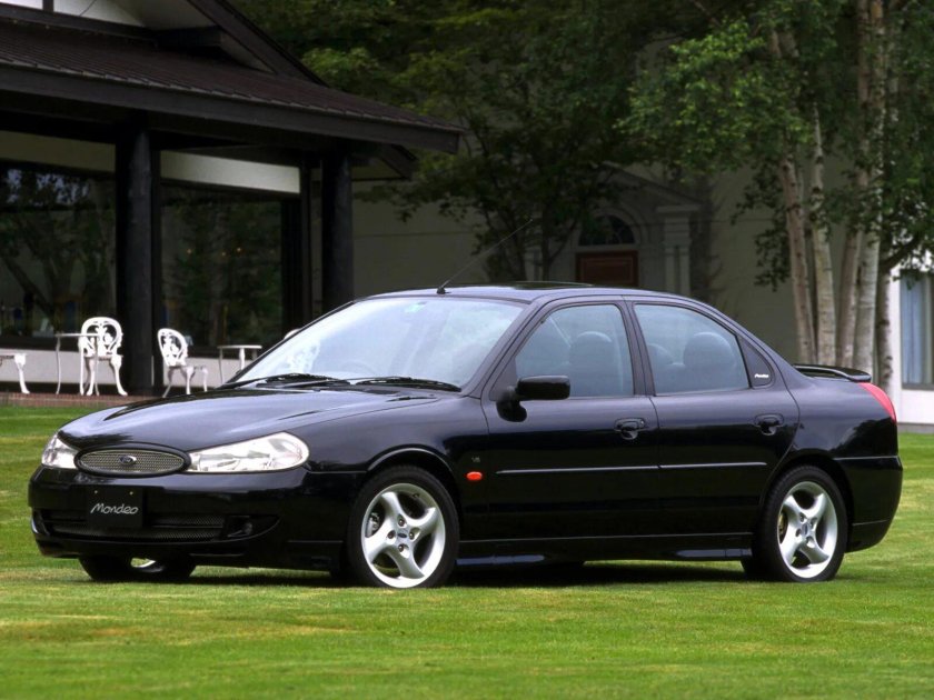 Ford Mondeo 1996 седан