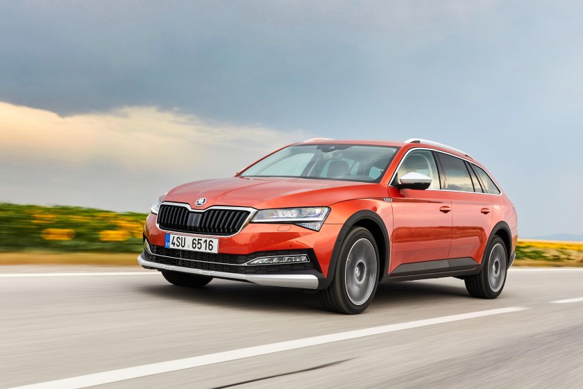 Шкода Суперб Скаут