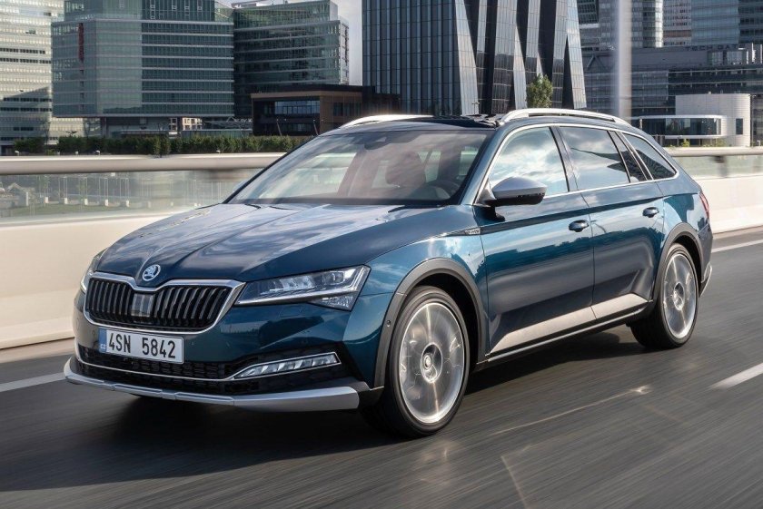 Skoda superb scout