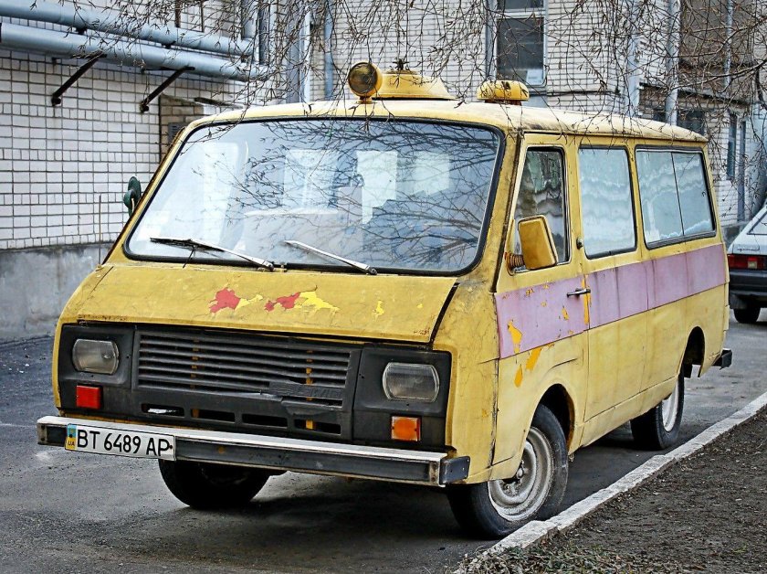 РАФ-2203 микроавтобус
