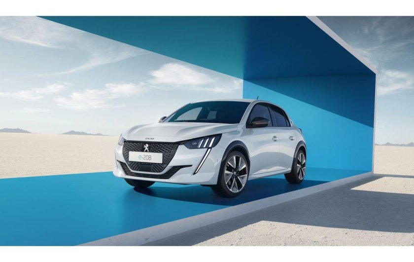 Peugeot e-208