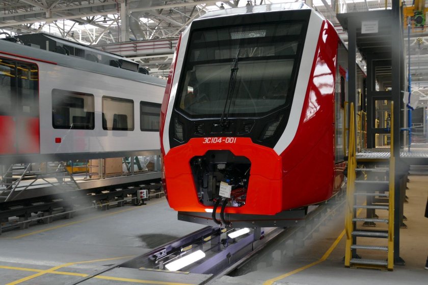 Электропоезд Ласточка Синара