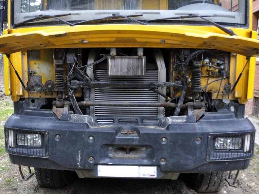 Яровит Моторс Gloros