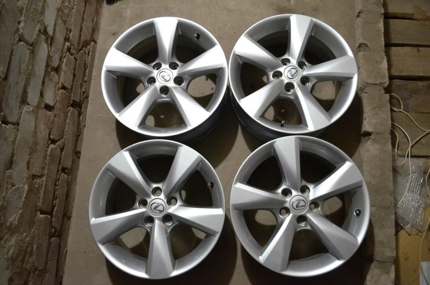 Диски на Лексус rx300 r18
