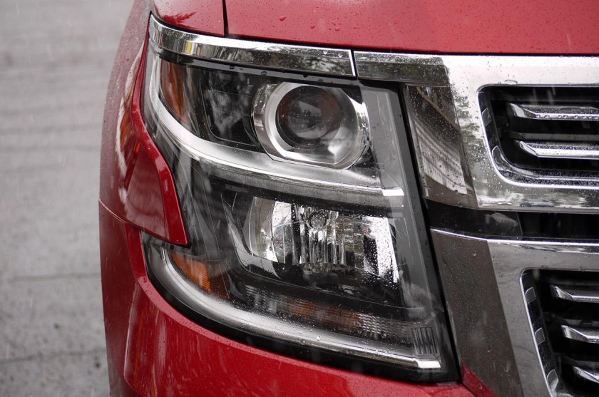 Фара для Шевроле Тахо 2015 с линзами