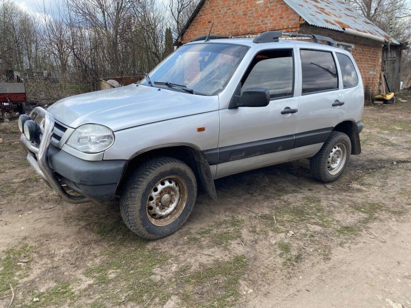 Нива шевроле 2005