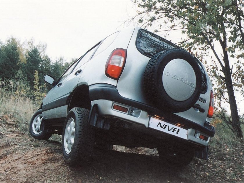 Chevrolet Niva 2002