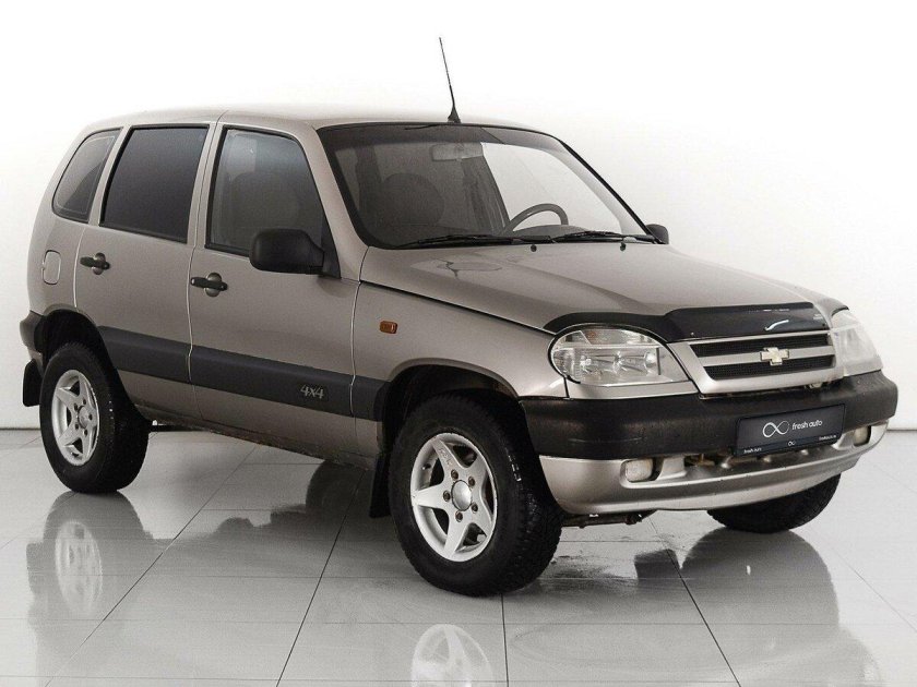Chevrolet Niva 1.7 MT