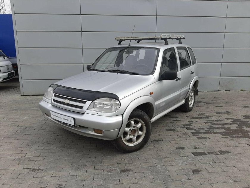 Chevrolet Niva 2002
