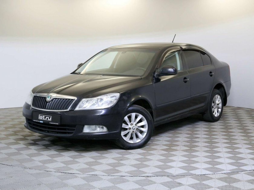 Шкода октавия 2012 черная