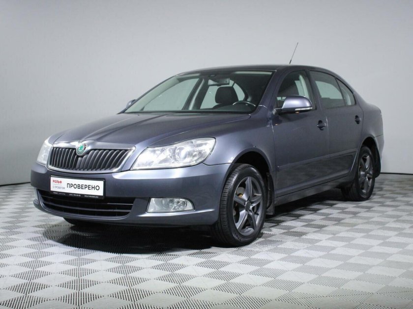 Шкода Октавия 2010